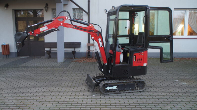 Mini koparka VICSEC VC13C-R 1300 – fabrycznie nowa, silnik 13,5 KM