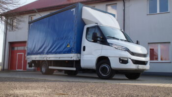 Iveco Daily 72.210 3.0 (210km) HI-MATIC * DMC 3.5T * KAT.B * ZAWIESZENIE NA PODUSZKACH * SERWIS ASO * WINDA * HAK 3.5T * Firanka Skrzynia 5.2m (10EPAL) * PRZEBIEG AUTOSTRADOWY * KLIMA * IMPORT ***