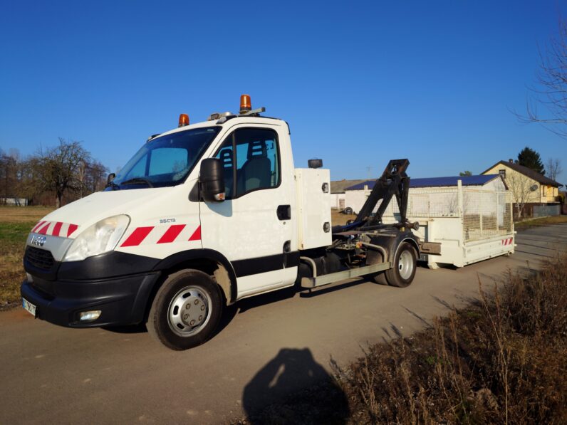 Iveco Daily * HAKOWIEC + SKRZYNIA Z SIATKAMI * 2013R * SUPER ORYGINALNY STAN * IMPORT