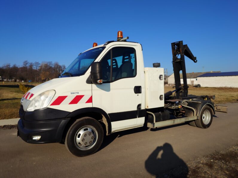 Iveco Daily * HAKOWIEC + SKRZYNIA Z SIATKAMI * 2013R * SUPER ORYGINALNY STAN * IMPORT