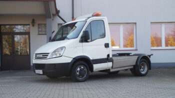 Iveco Daily 35C18 * DMC 3.5T * Ciągnik siodłowy * BLOKADA MOSTU * Mini Sattel * Kilka sztuk * Możliwy montaż Wywrotki * Nowy kipper Producent