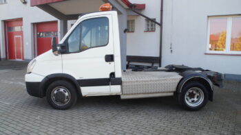 Iveco Daily 35C18 * DMC 3.5T * Ciągnik siodłowy * BLOKADA MOSTU * Mini Sattel * Kilka sztuk * Możliwy montaż Wywrotki * Nowy kipper Producent