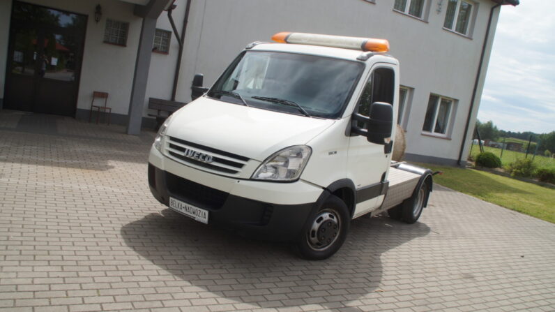 Iveco Daily 35C18 * DMC 3.5T * Ciągnik siodłowy * BLOKADA MOSTU * Mini Sattel * Kilka sztuk * Możliwy montaż Wywrotki * Nowy kipper Producent